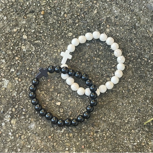 2 piece Marble Cross Stone black/white Bracelet set - Picture 1 of 5